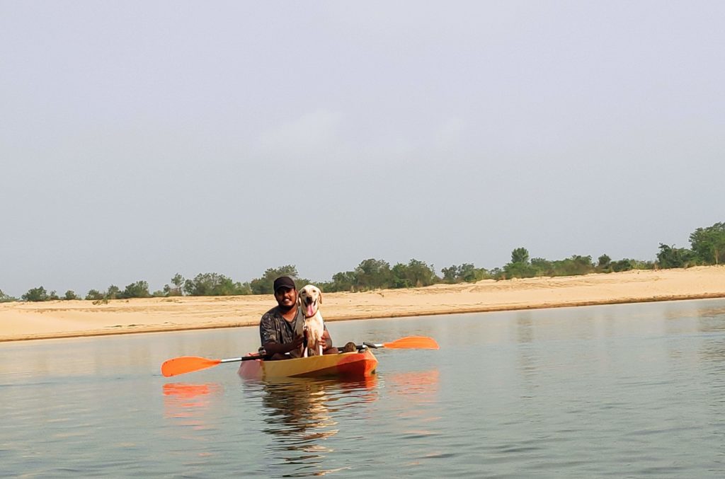 Enjoy Kayaking on Mahanadi with your pets