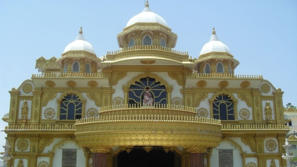 Shirdi Sai Baba Temple, Maharashtra:
