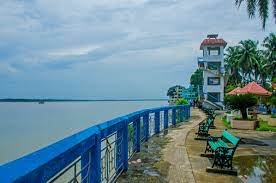 a watch tower, boats, sea