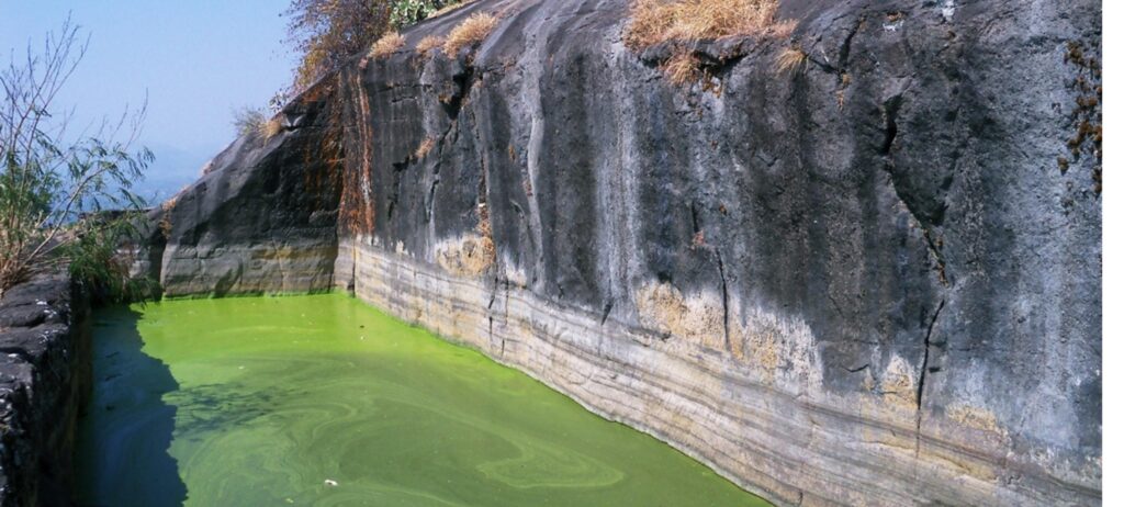 Its the picture of Ganga Yamuna Water Tank at Shivneri Fort 