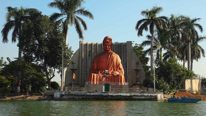 Front View of Swami Vivekananda Sarovar 