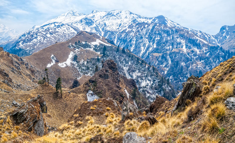 Kuari pass trek mountain peaks