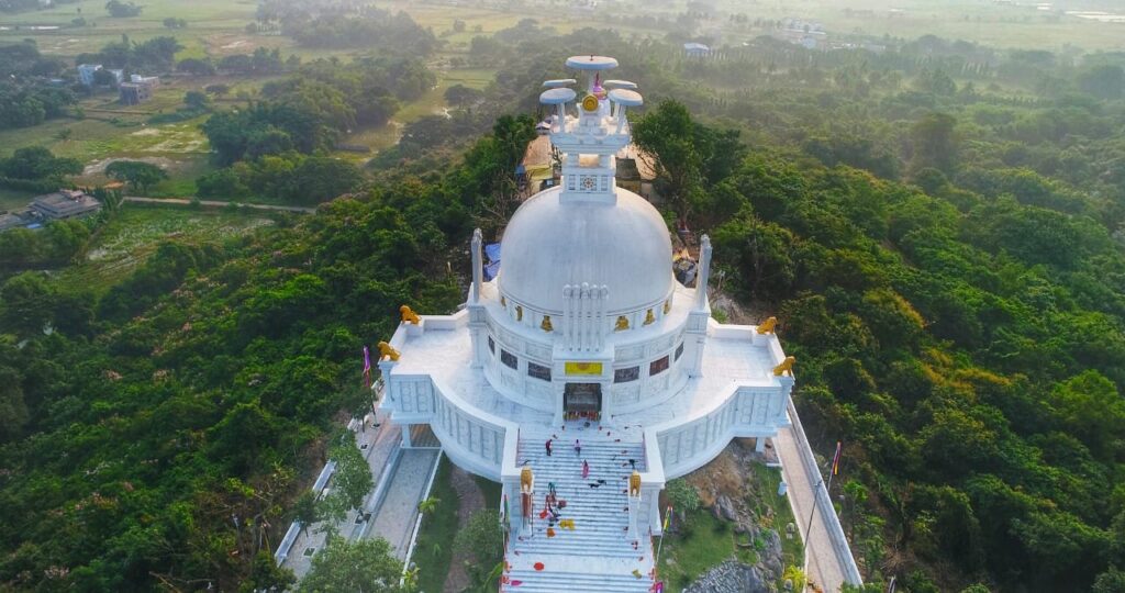 Dhauli Tample - This is the 360* view of dhauli tample . AT afternoon time lots of visiter come ova here to vist .