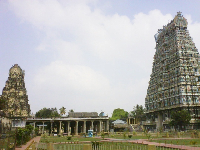 Sri Rajagopalaswamy temple outer view