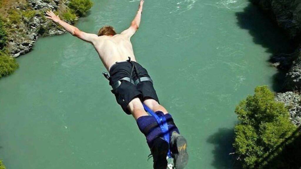 Best places for bungee jumping at Rishikesh