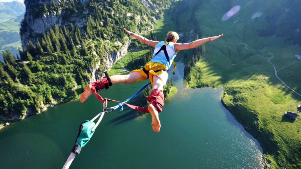 Best places for bungee jumping in Goa