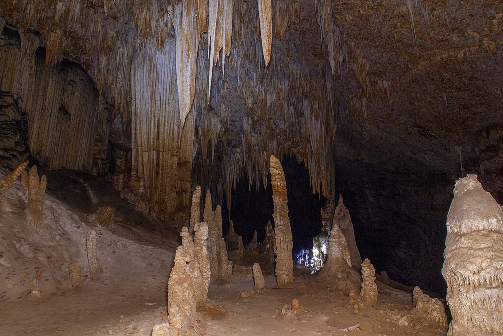Hoq cave image of Socotra island