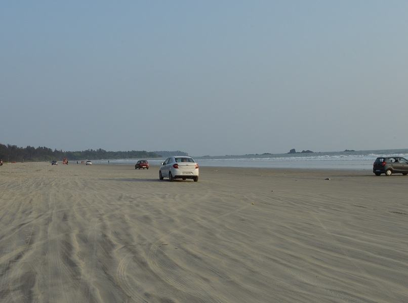 It is the only drive in beach in India