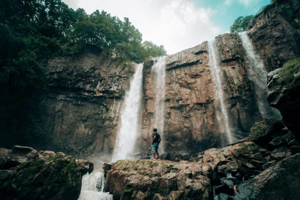 Tiger Point Waterfall, Mainpat
Tiger Point Waterfall is a attracting destination known for its scenic beauty and clam climate. The best time to visit Tiger Point Waterfall is during the monsoon season when the water flow is at its peak, enhancing the waterfall's beauty.