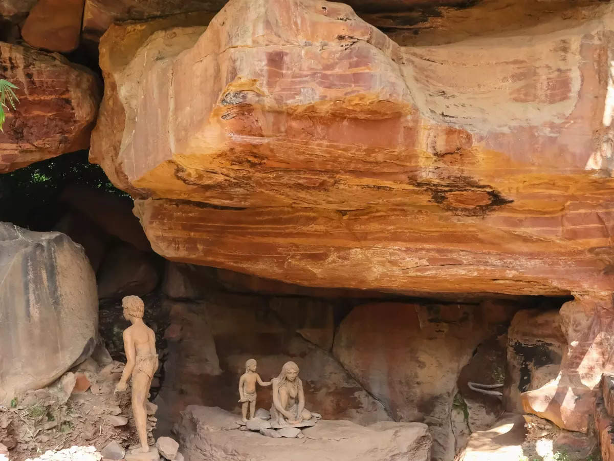 Bhimbetka Rock Shelters (Madhya Pradesh)